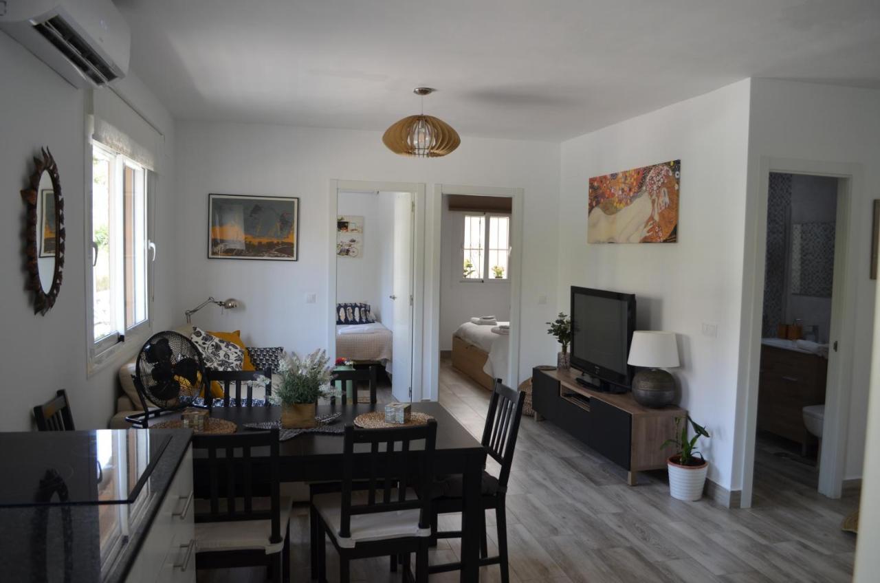 Pedregalejo Beach House มาลากา ภายนอก รูปภาพ