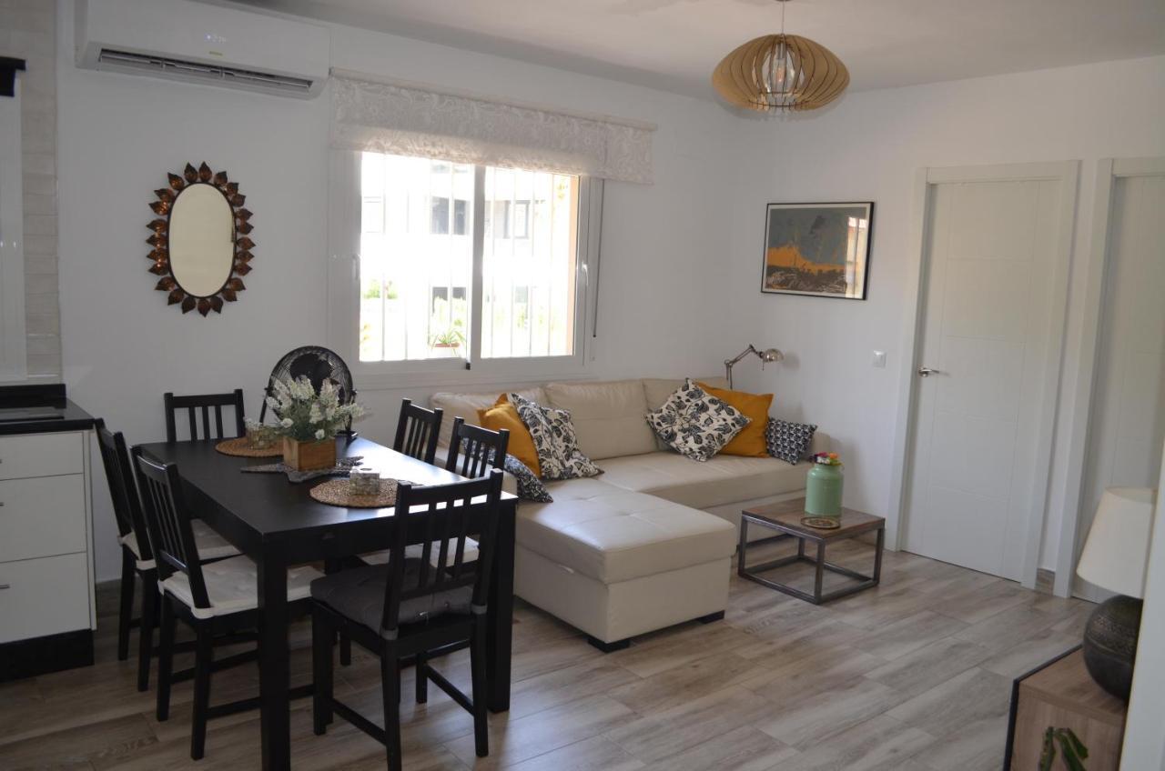 Pedregalejo Beach House มาลากา ภายนอก รูปภาพ