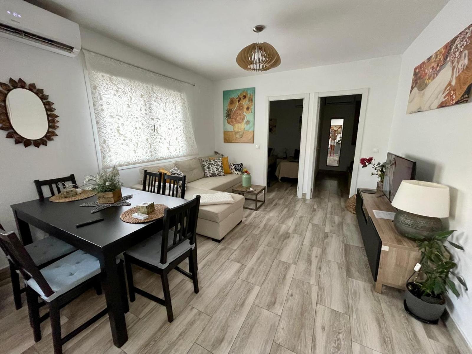 Pedregalejo Beach House มาลากา ภายนอก รูปภาพ