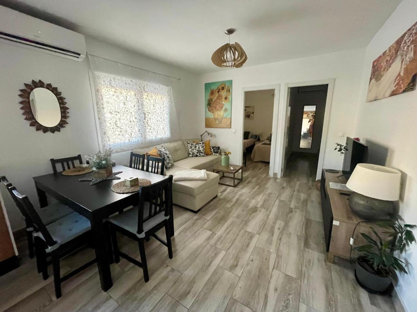 Pedregalejo Beach House มาลากา ภายนอก รูปภาพ